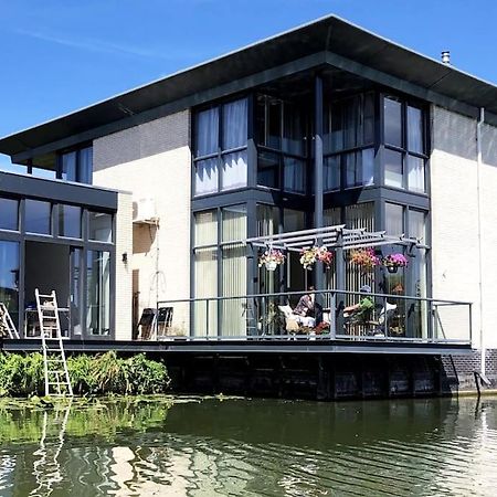 Prachtig Guesthouse Aan Het Water Almere Esterno foto